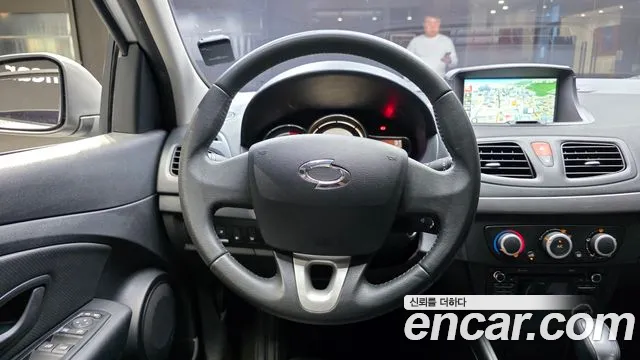 Renault Fluence 2017 thumb 7