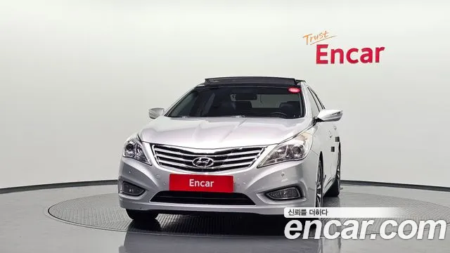Hyundai Grandeur 2011 thumb 6
