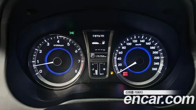 Hyundai Grandeur 2011 thumb 10