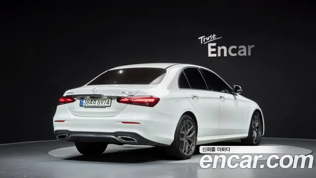 Mercedes-Benz E-Класс 2021 thumb 2