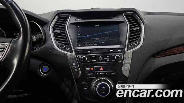 Hyundai Santa Fe 2015 thumb 3