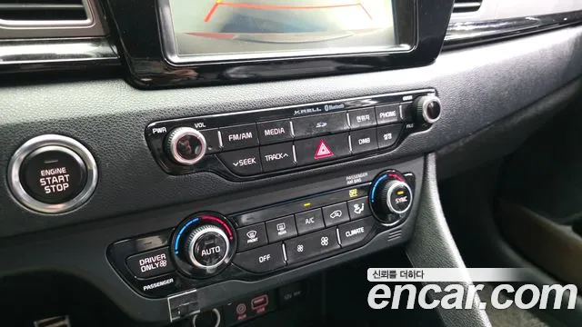 Kia Niro 2017 thumb 3