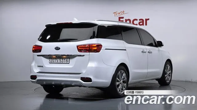 Kia Carnival 2020 thumb 10