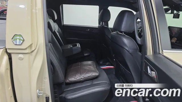 KG_Mobility_Ssangyong Rexton 2023 thumb 11