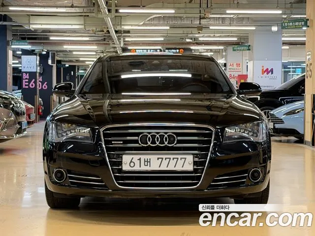 Audi A8 2012 thumb 6