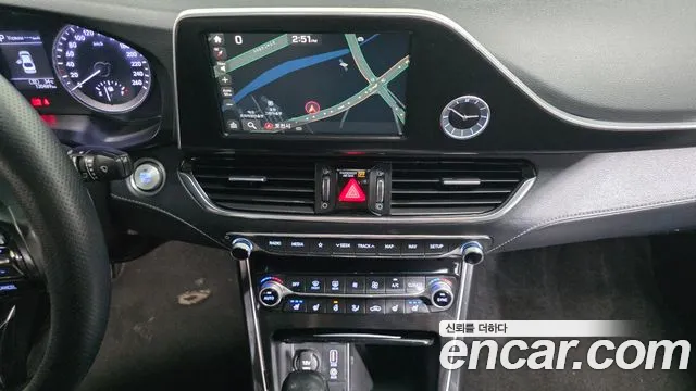 Hyundai Grandeur 2016 thumb 9
