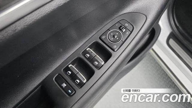 Hyundai Grandeur 2016 thumb 8