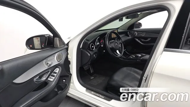 Mercedes-Benz C-Класс 2015 thumb 6