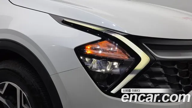 Kia Sportage 2023 thumb 6