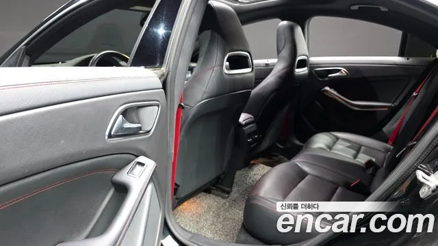 Mercedes-Benz CLA 2016 thumb 10