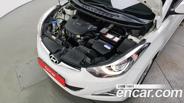 Hyundai Avante 2015 thumb 6