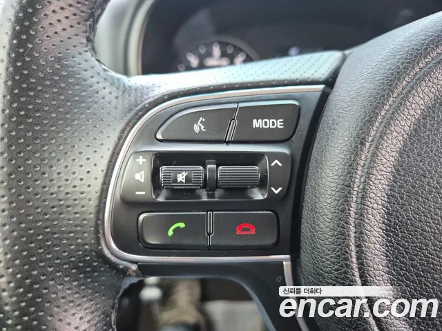 Kia Sportage 2018 thumb 10