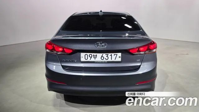 Hyundai Avante 2017 thumb 2