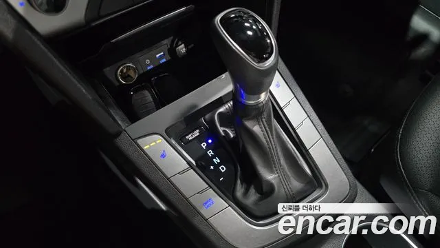 Hyundai Avante 2017 thumb 6