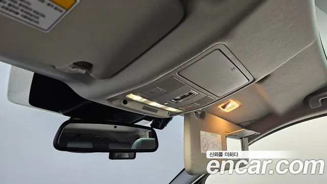 Land Rover Discovery Sport 2019 thumb 4