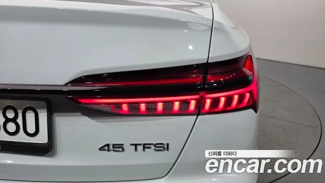 Audi A6 2025 thumb 11