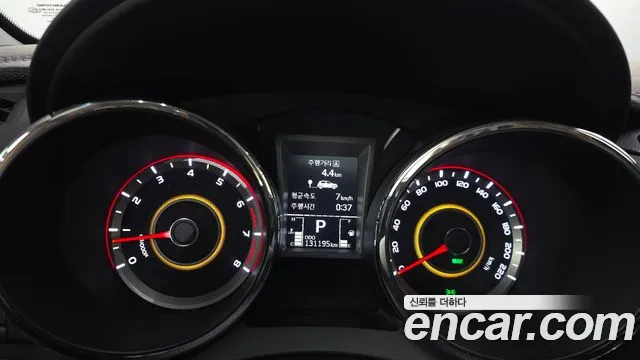 KG_Mobility_Ssangyong TIBOLI 2017 thumb 8