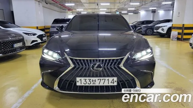 Lexus ES 2024 thumb 12