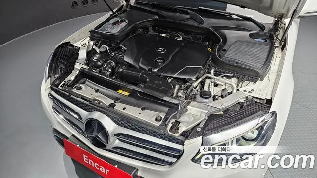 Mercedes-Benz GLC 2018 thumb 5