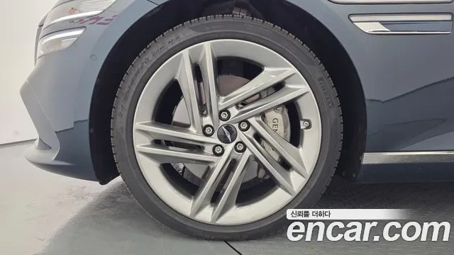 Genesis G80 2025 thumb 3