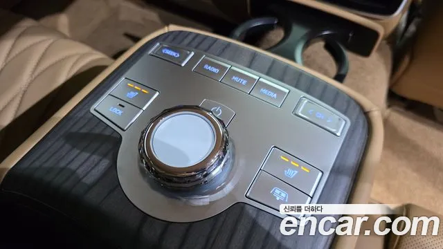 Genesis G80 2025 thumb 12