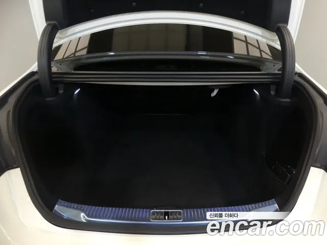 Mercedes-Benz S-Класс 2023 thumb 5