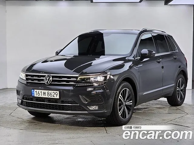 Volkswagen Tiguan 2020 thumb 2