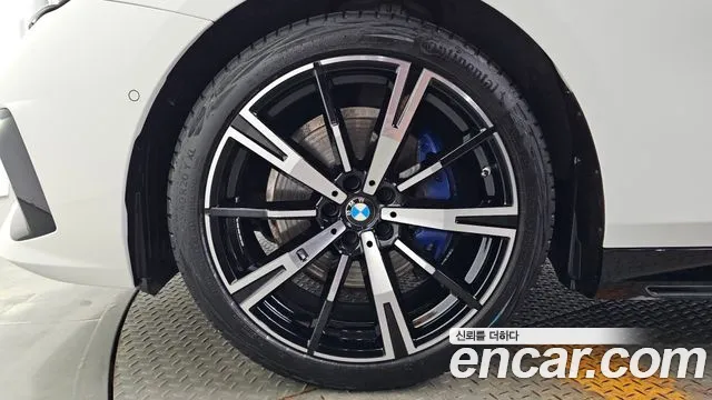 BMW 5 серии 2024 thumb 5