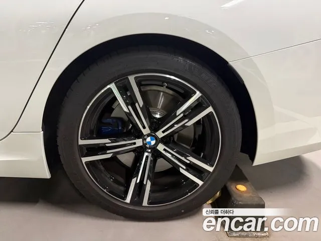 BMW 3 серии 2025 thumb 6
