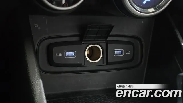 Hyundai Venue 2021 thumb 9