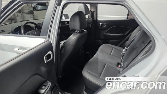 Hyundai Venue 2021 thumb 6