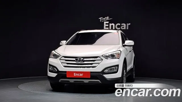 Hyundai Santa Fe 2014 thumb 4