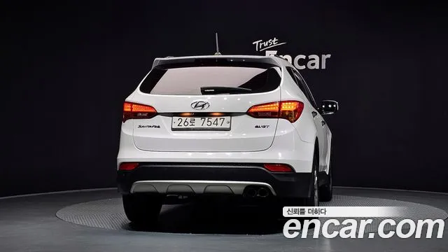 Hyundai Santa Fe 2014 thumb 2