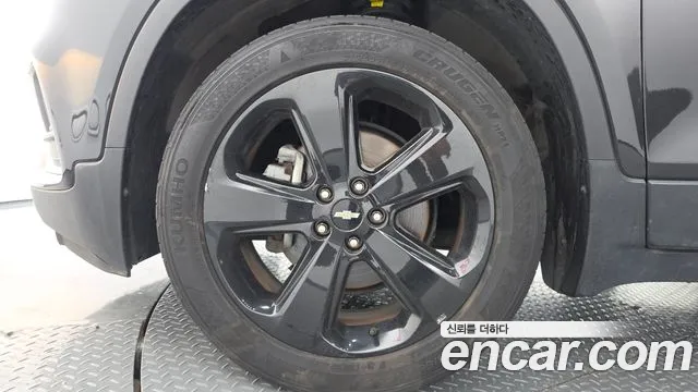 Chevrolet Tracker 2017 thumb 4
