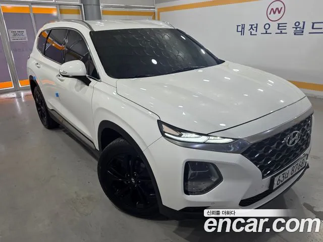 Hyundai Santa Fe 2019 thumb 4