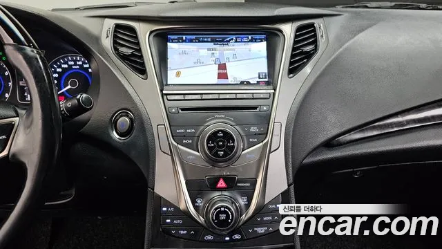Hyundai Grandeur 2014 thumb 4