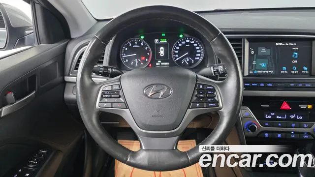 Hyundai Avante 2017 thumb 7