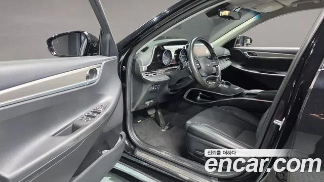 Hyundai Grandeur 2020 thumb 3