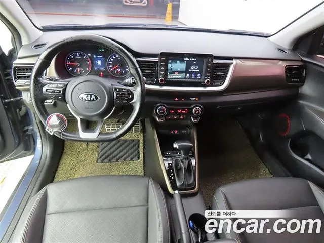 Kia Stonic 2018 thumb 2