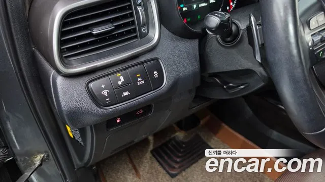 Kia Sorento 2016 thumb 8