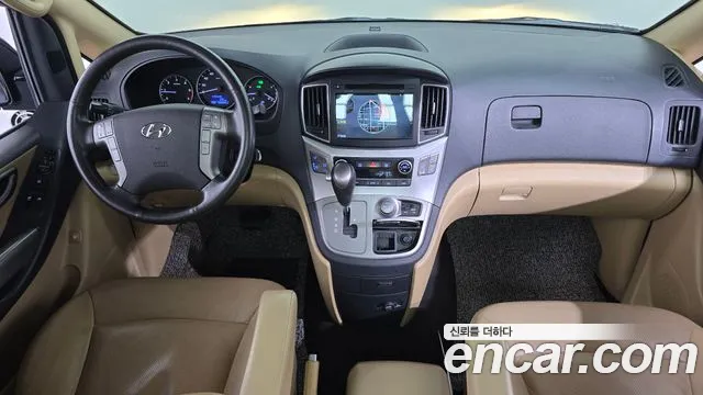 Hyundai Starex 2017 thumb 12