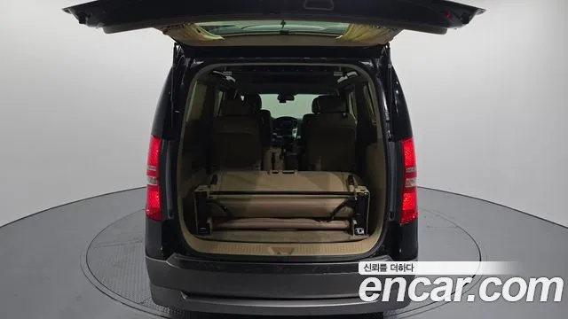 Hyundai Starex 2017 thumb 6