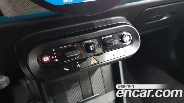 Mini Hatch 2024 thumb 5
