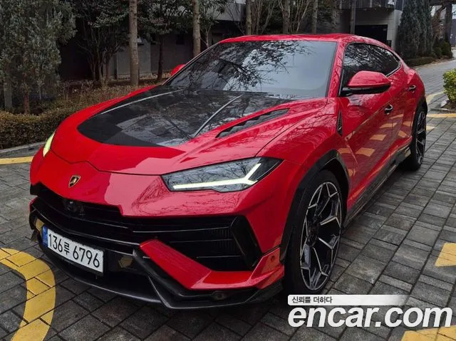 Lamborghini Urus 2023 thumb 10