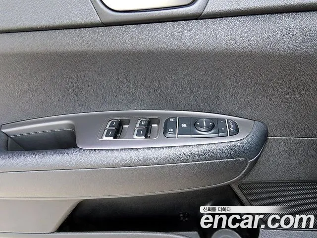 Kia K5 2016 thumb 2