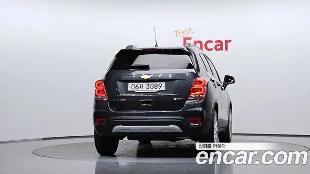 Chevrolet Tracker 2017 thumb 3