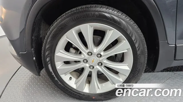 Chevrolet Tracker 2017 thumb 4