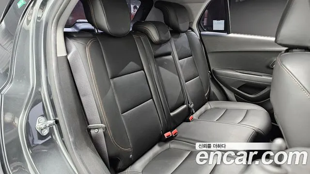 Chevrolet Tracker 2017 thumb 11