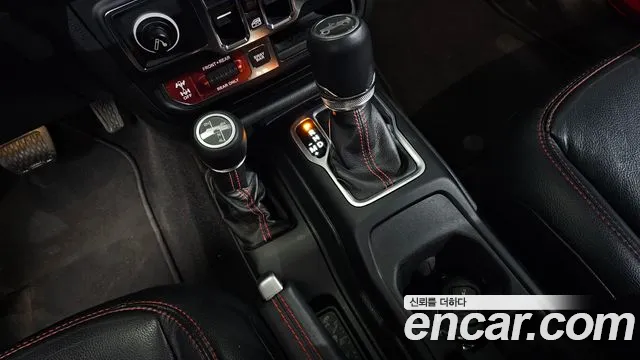 Jeep Wrangler 2019 thumb 8