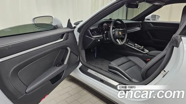Porsche 911 2024 thumb 9